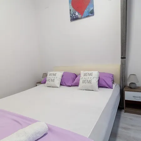Apartamento Luka Lucica Vir