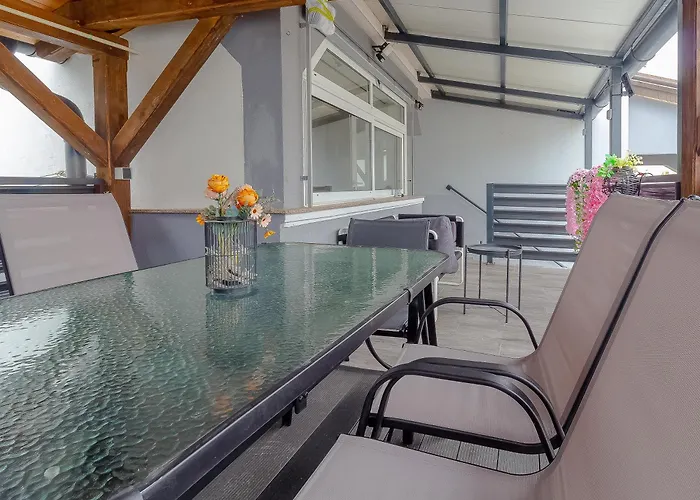 Luka Lucica Apartamento Vir