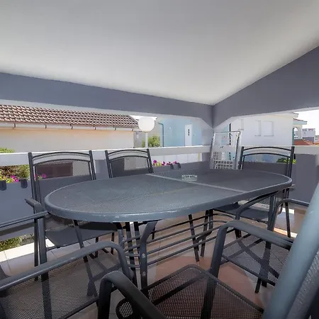 Luka Lucica Apartmán *