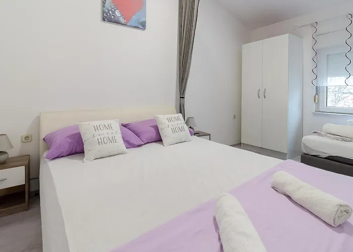 Luka Lucica Appartement *