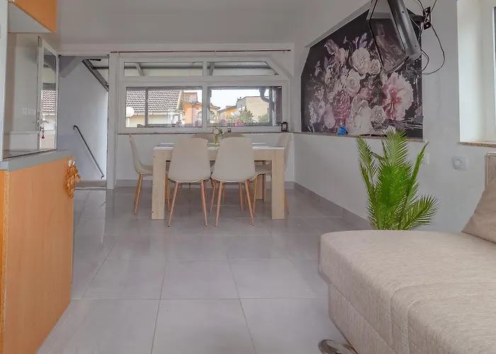 Luka Lucica Appartement