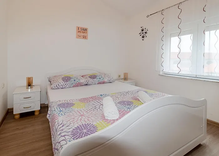 Appartement Luka Lucica Vir